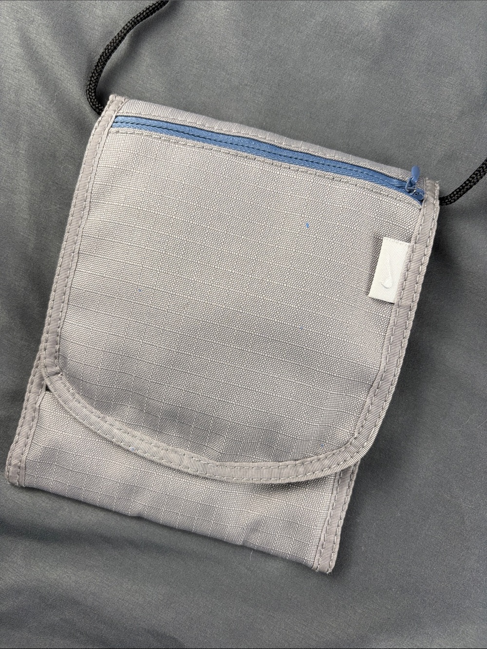 NIKE Compact Gray Crossbody Neck Pouch - Lightweight Men’s Travel Bag